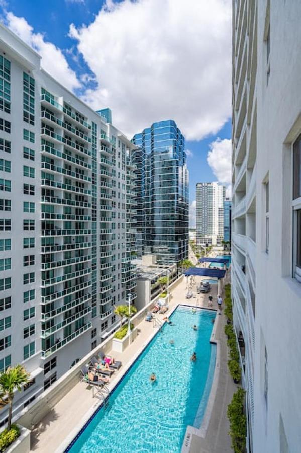 Miami Vice Oceanfront Sky Villa Extérieur photo