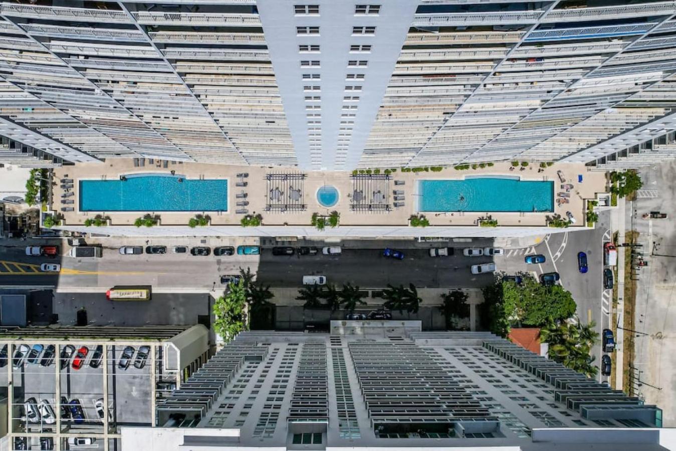 Miami Vice Oceanfront Sky Villa Extérieur photo